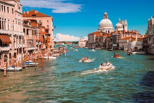 10 Irresistible Reasons to Visit Italy in 2025