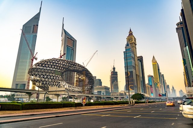 Discover Dubai: Where Luxury Meets Tradition